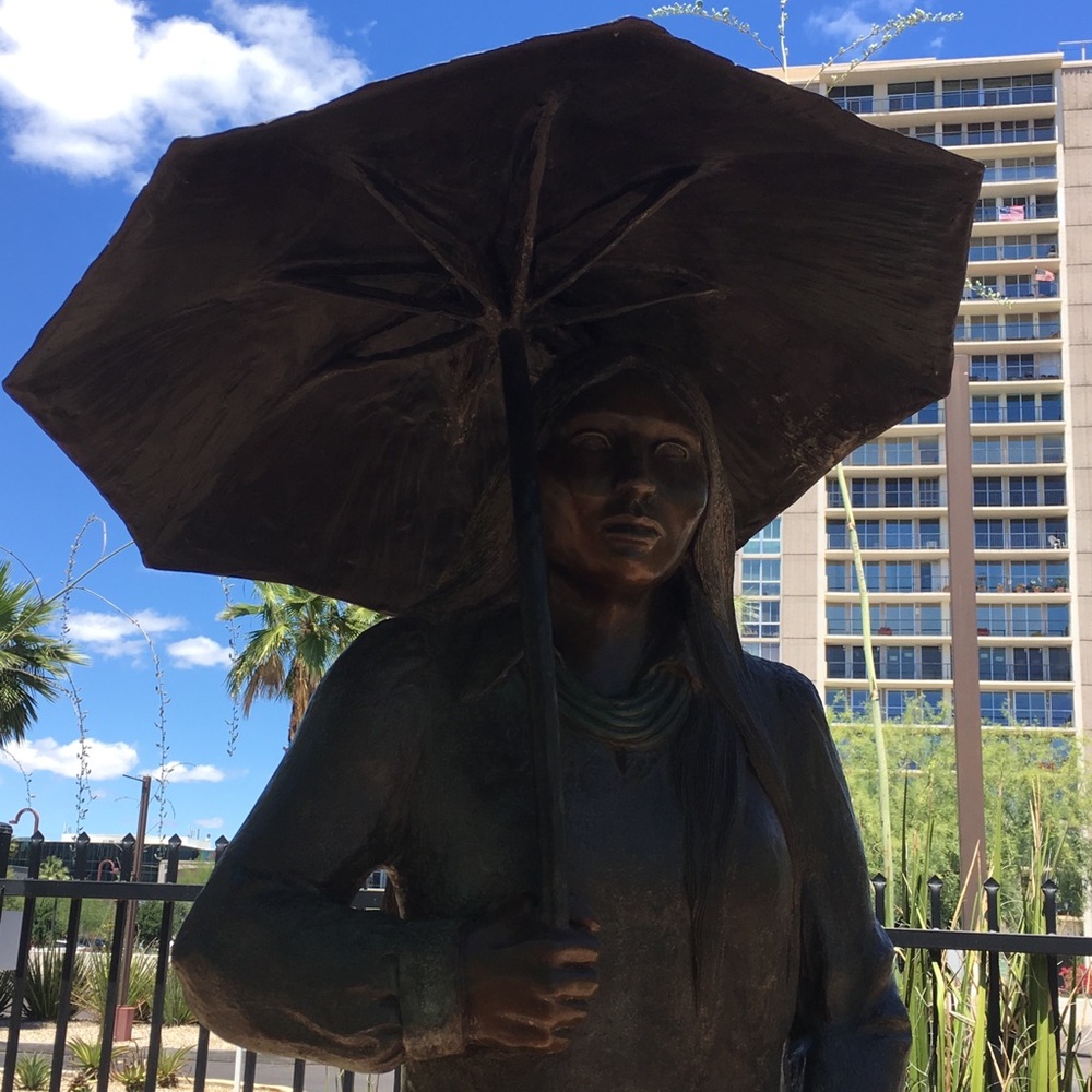 Meet your Posher, Sandy